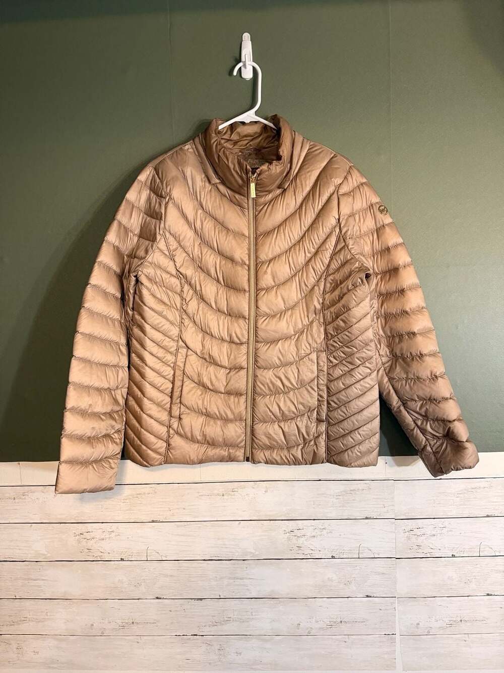 Michael Kors Packable Down Fill Jacket Size L Beige